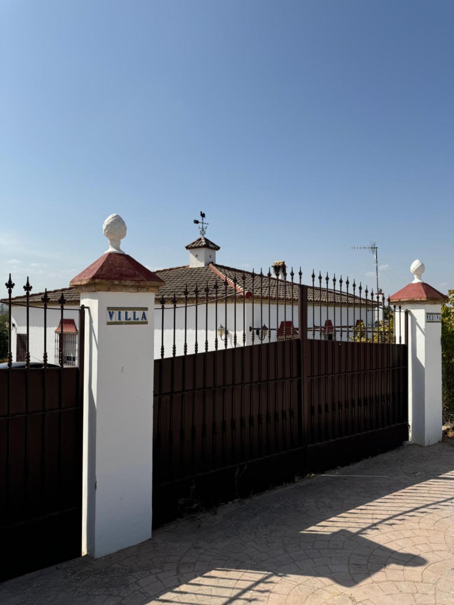 Casa Con Piscina Privada Villa Sevilla Kültér fotó